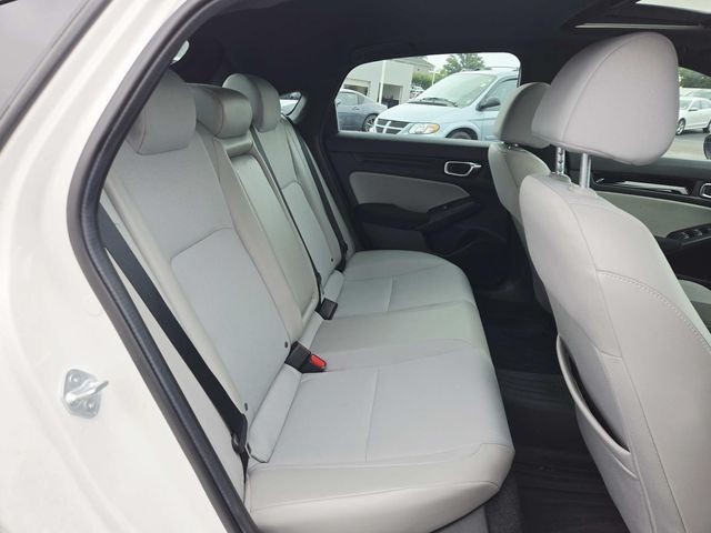 Honda Civic Hatchback Hybrid Vehicle Full-screen Gallery Image 13