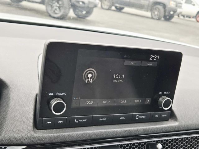 Honda Civic Hatchback Hybrid Vehicle Full-screen Gallery Image 22