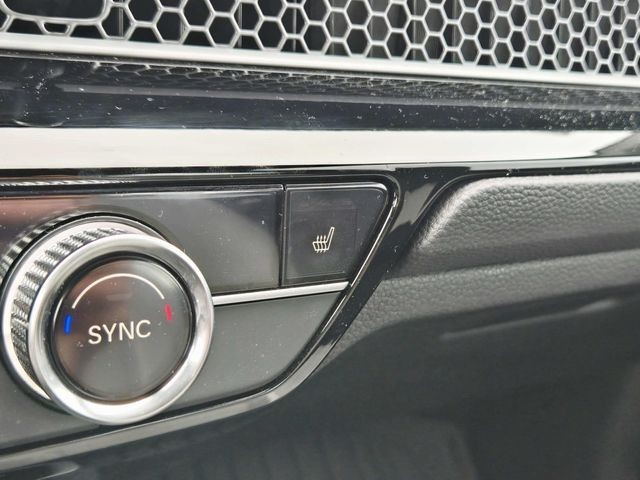 Honda Civic Hatchback Hybrid Vehicle Full-screen Gallery Image 25