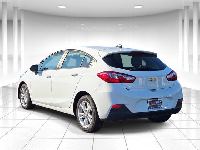 Chevrolet Cruze Vehicle Full-screen Gallery Image 03