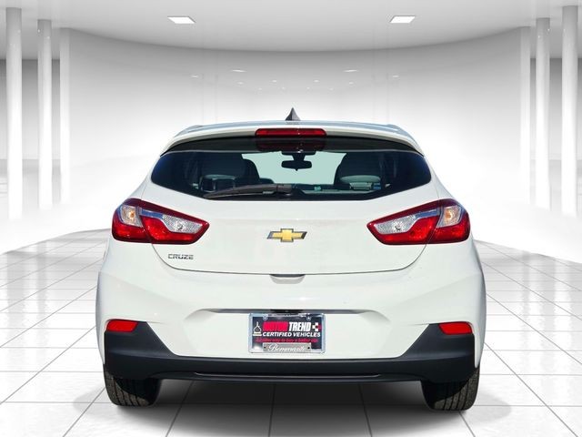 Chevrolet Cruze Vehicle Full-screen Gallery Image 04