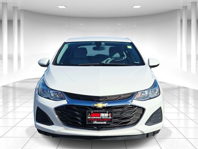 Chevrolet Cruze Vehicle Full-screen Gallery Image 05
