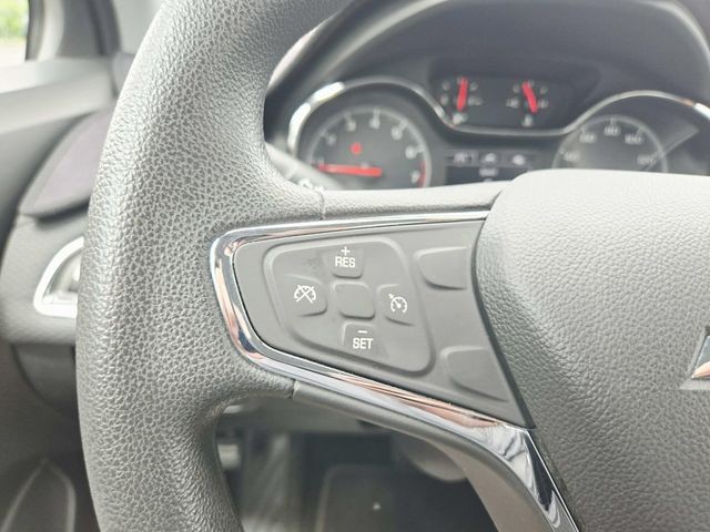 Chevrolet Cruze Vehicle Full-screen Gallery Image 16