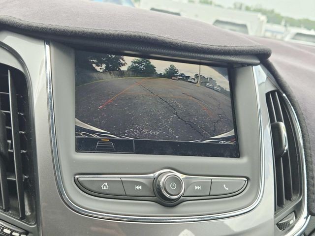 Chevrolet Cruze Vehicle Full-screen Gallery Image 23