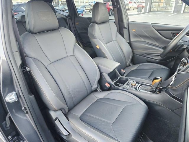 Subaru Forester Vehicle Full-screen Gallery Image 14