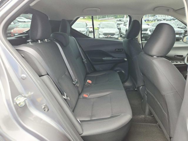 Nissan Kicks Vehicle Full-screen Gallery Image 11