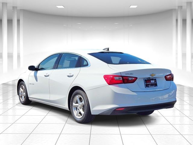 Chevrolet Malibu Vehicle Full-screen Gallery Image 03