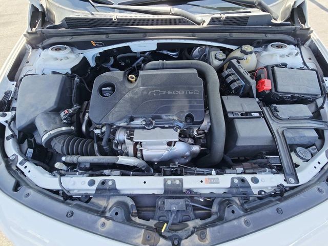 Chevrolet Malibu Vehicle Full-screen Gallery Image 14