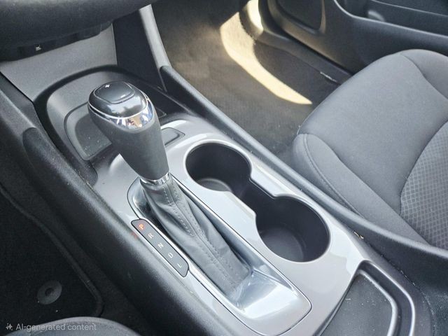 Chevrolet Malibu Vehicle Full-screen Gallery Image 24