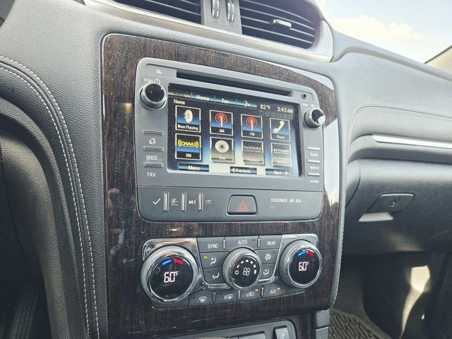 Chevrolet Traverse Vehicle Full-screen Gallery Image 11