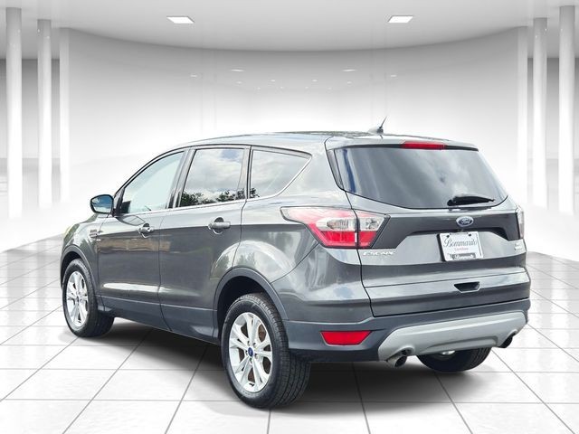 Ford Escape Vehicle Full-screen Gallery Image 03