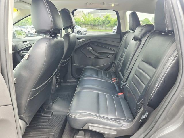Ford Escape Vehicle Full-screen Gallery Image 10