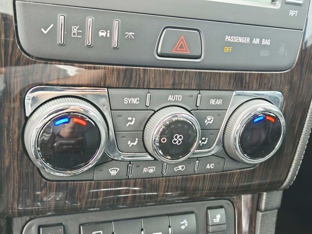 Chevrolet Traverse Vehicle Full-screen Gallery Image 28
