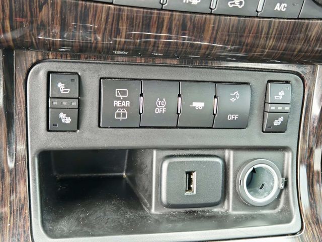 Chevrolet Traverse Vehicle Full-screen Gallery Image 29
