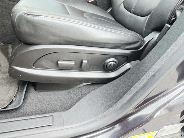 Chevrolet Traverse Vehicle Full-screen Gallery Image 36