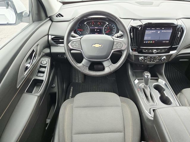 Chevrolet Traverse Vehicle Full-screen Gallery Image 07
