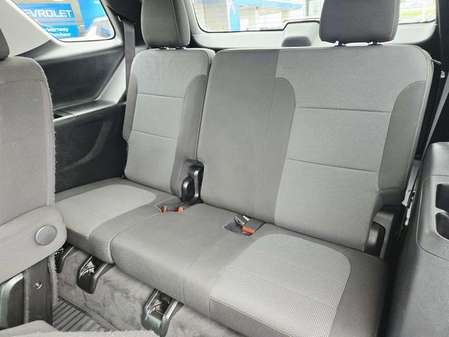 Chevrolet Traverse Vehicle Full-screen Gallery Image 10