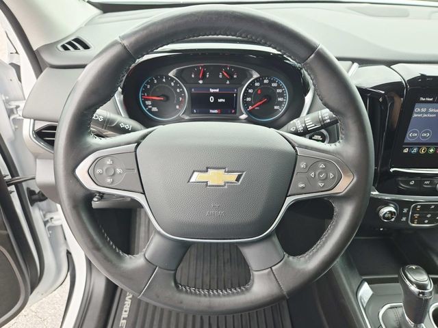 Chevrolet Traverse Vehicle Full-screen Gallery Image 17