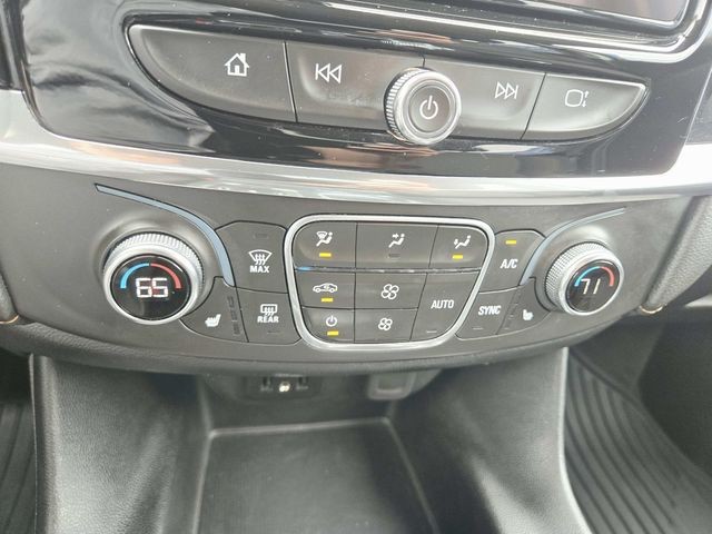 Chevrolet Traverse Vehicle Full-screen Gallery Image 25