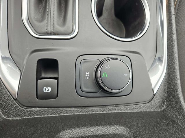 Chevrolet Traverse Vehicle Full-screen Gallery Image 28