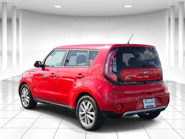 Kia Soul Vehicle Full-screen Gallery Image 03