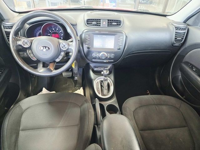 Kia Soul Vehicle Full-screen Gallery Image 06