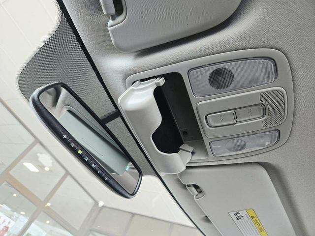 Kia Soul Vehicle Full-screen Gallery Image 26