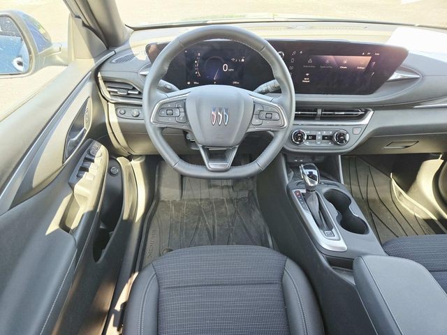 Buick Envista Vehicle Full-screen Gallery Image 07