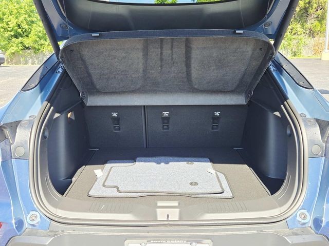 Buick Envista Vehicle Full-screen Gallery Image 10