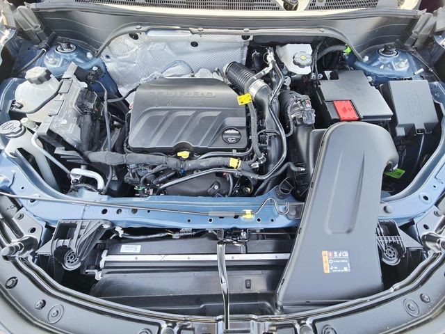 Buick Envista Vehicle Full-screen Gallery Image 13