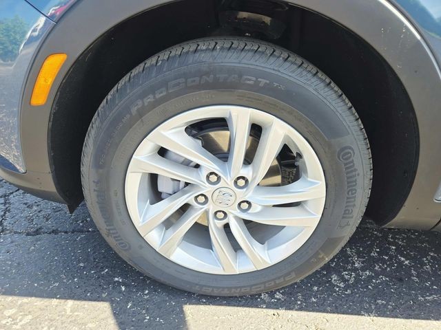 Buick Envista Vehicle Full-screen Gallery Image 14
