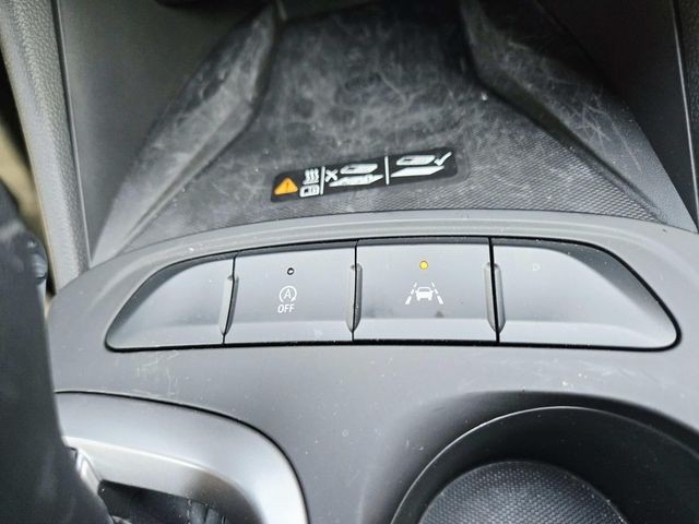 Buick Envista Vehicle Full-screen Gallery Image 26