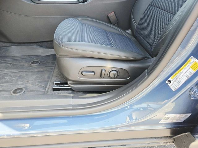 Buick Envista Vehicle Full-screen Gallery Image 33