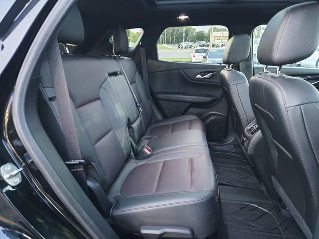 Chevrolet Blazer Vehicle Full-screen Gallery Image 12