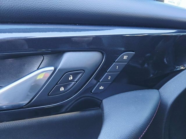 Chevrolet Blazer Vehicle Full-screen Gallery Image 32