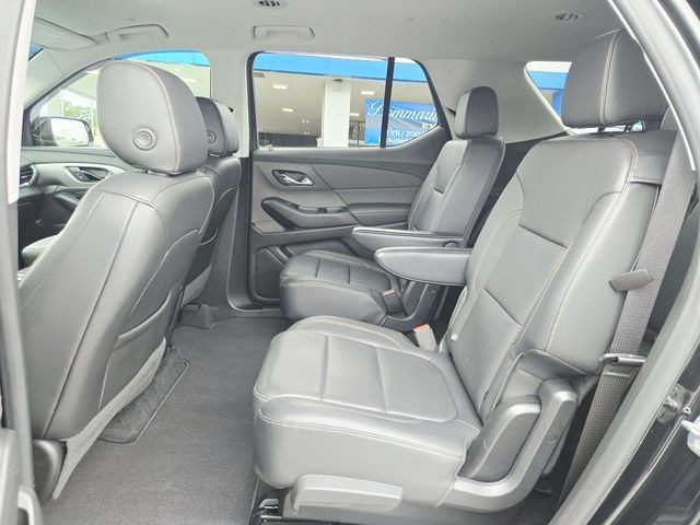 Chevrolet Traverse Vehicle Full-screen Gallery Image 09