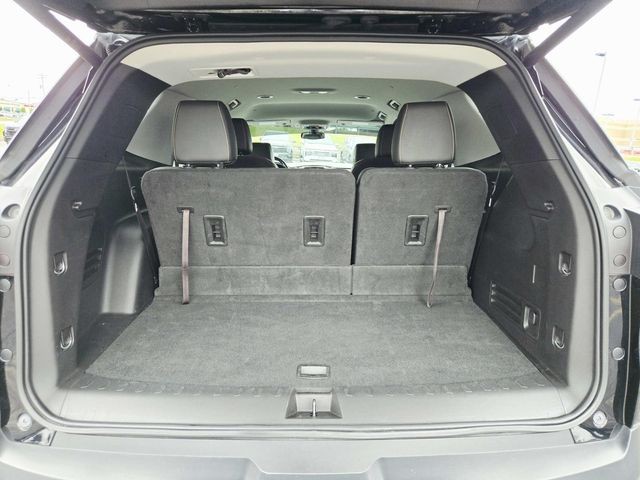Chevrolet Traverse Vehicle Full-screen Gallery Image 11