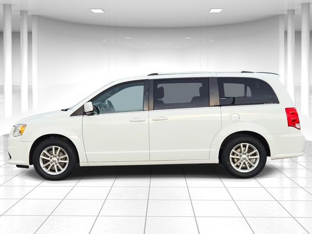 Dodge Grand Caravan Vehicle Full-screen Gallery Image 02