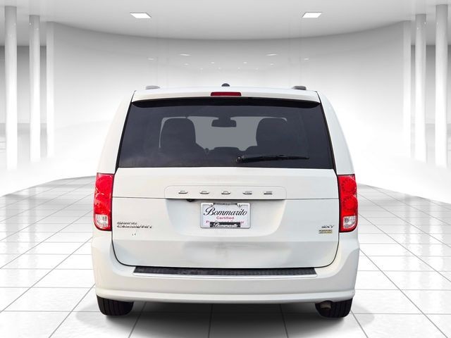 Dodge Grand Caravan Vehicle Full-screen Gallery Image 04