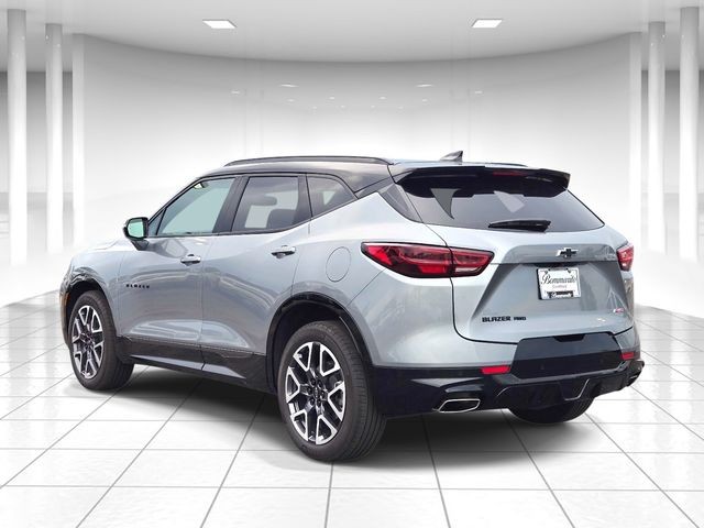 Chevrolet Blazer Vehicle Full-screen Gallery Image 03