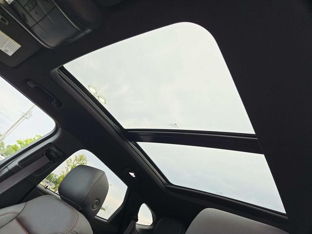Chevrolet Blazer Vehicle Full-screen Gallery Image 06