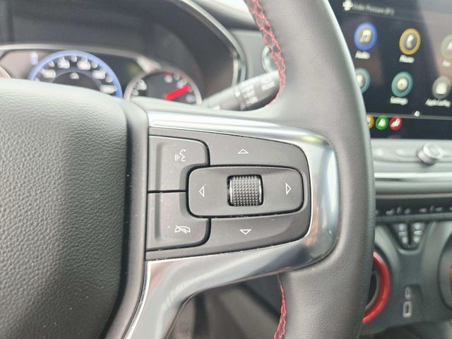 Chevrolet Blazer Vehicle Full-screen Gallery Image 11