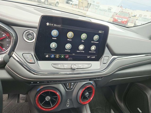 Chevrolet Blazer Vehicle Full-screen Gallery Image 13