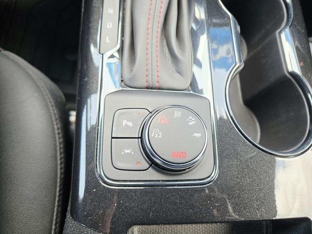 Chevrolet Blazer Vehicle Full-screen Gallery Image 28