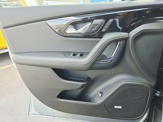 Chevrolet Blazer Vehicle Full-screen Gallery Image 32
