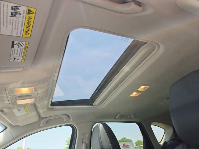 Mazda CX-5 Vehicle Full-screen Gallery Image 06