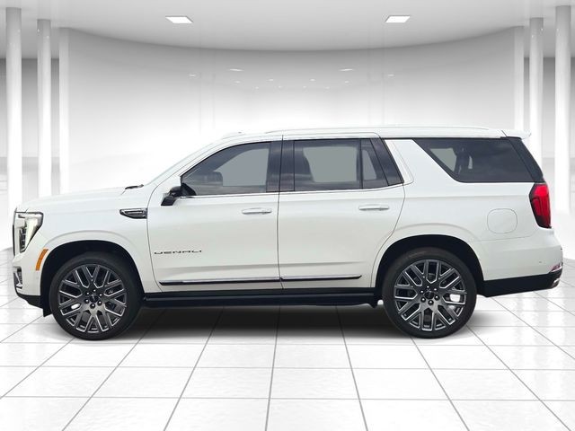 GMC Yukon Vehicle Full-screen Gallery Image 02