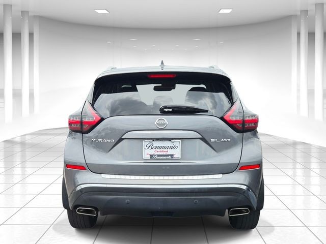 Nissan Murano Vehicle Full-screen Gallery Image 04