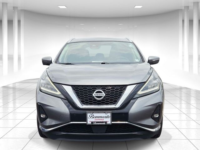 Nissan Murano Vehicle Full-screen Gallery Image 05