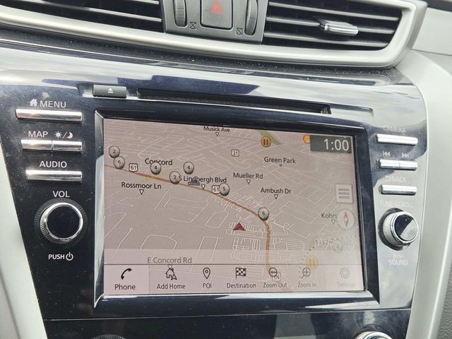 Nissan Murano Vehicle Full-screen Gallery Image 22
